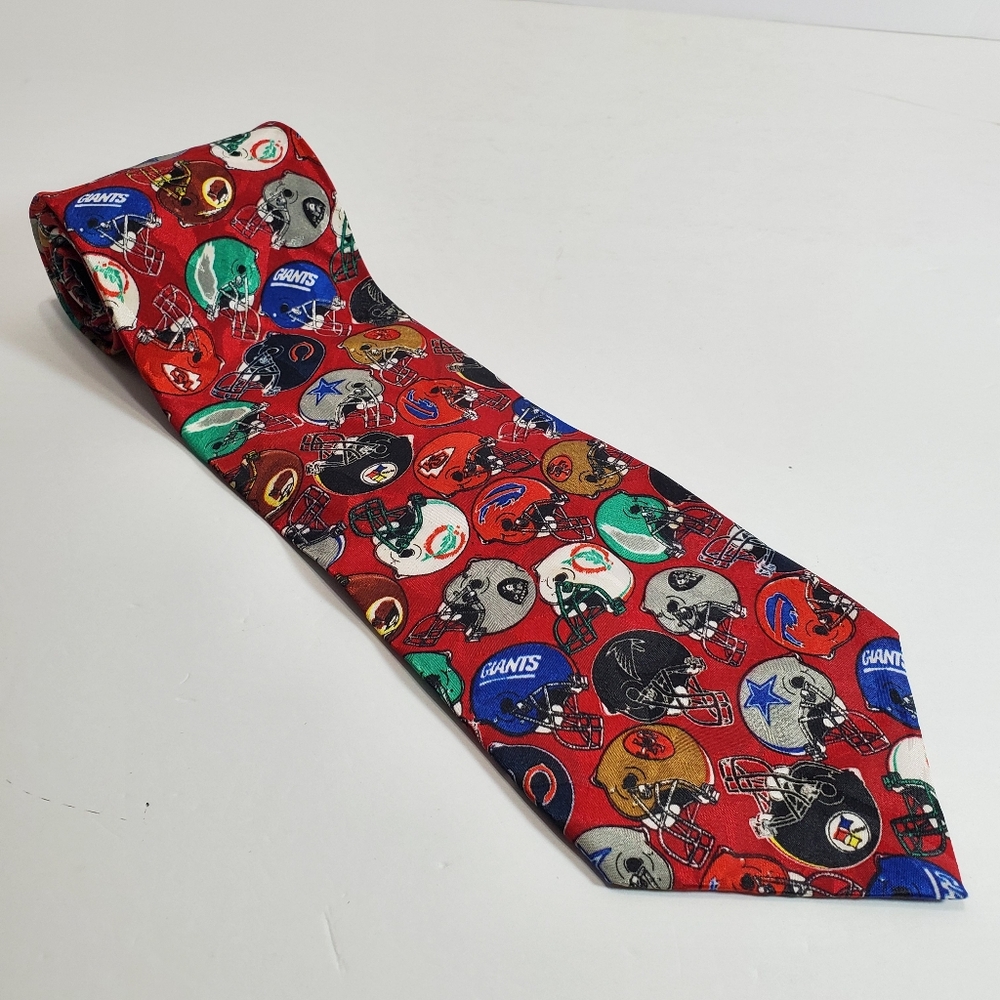 Team NFL Multicolor Football Helmets Pattern Men's Neck Tie 56x3.75"